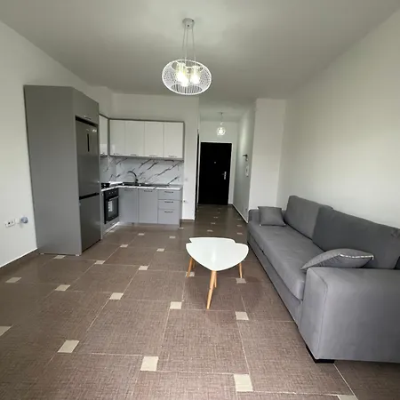 Cozy And Comfortable 2 * Durrës